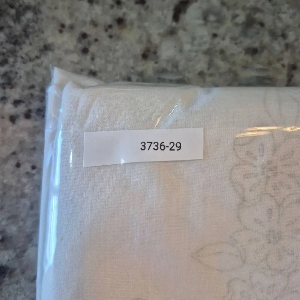 No Brand pillowcases white